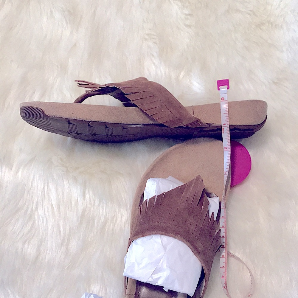 🆕BOHO🪶Kenneth Cole’s Comfy Suede Fringe Sandals - Picture 10 of 16